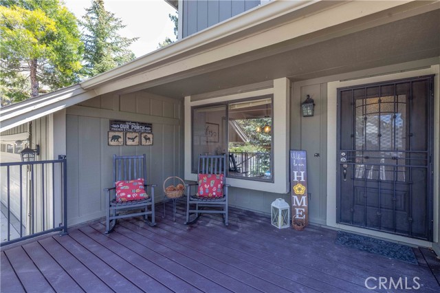 Detail Gallery Image 5 of 53 For 419 Tanglewood Dr, Big Bear City,  CA 92314 - 4 Beds | 2 Baths