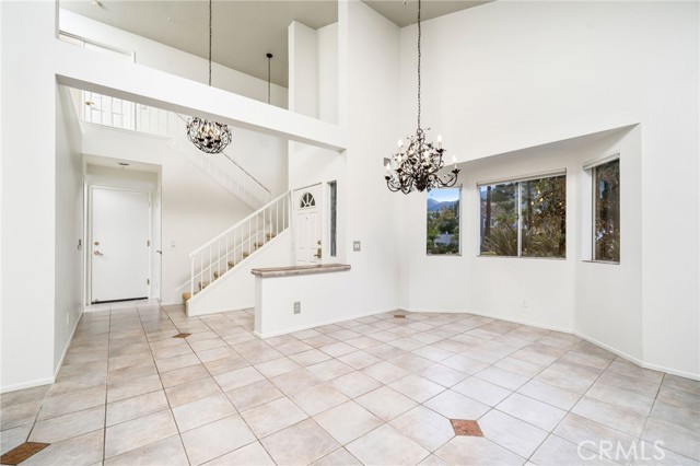 Detail Gallery Image 12 of 66 For 1534 Classico Way, Corona,  CA 92882 - 3 Beds | 2/1 Baths