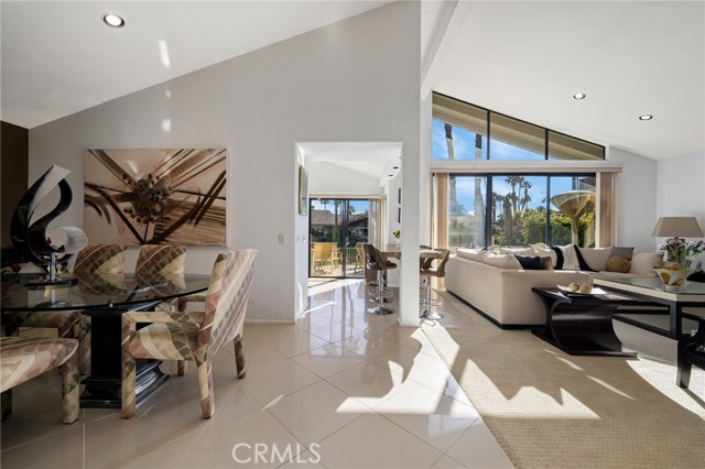 Detail Gallery Image 7 of 38 For 97 Palomino Circle, Palm Desert,  CA 92211 - 2 Beds | 3/1 Baths