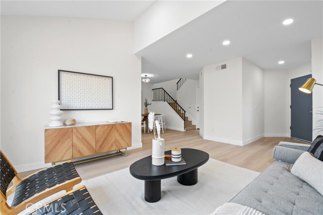 921 Boon Place, Corona CA: https://media.crmls.org/medias/06664459-0d92-4ff8-a05d-f45c59bfebaa.jpg