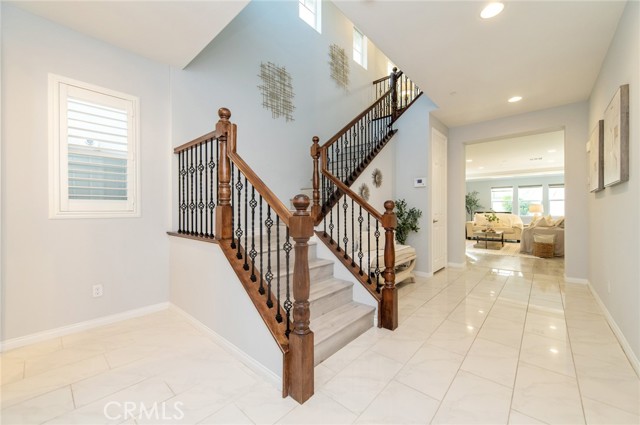 Detail Gallery Image 4 of 48 For 7757 Horizon, Chino,  CA 91708 - 4 Beds | 3/1 Baths