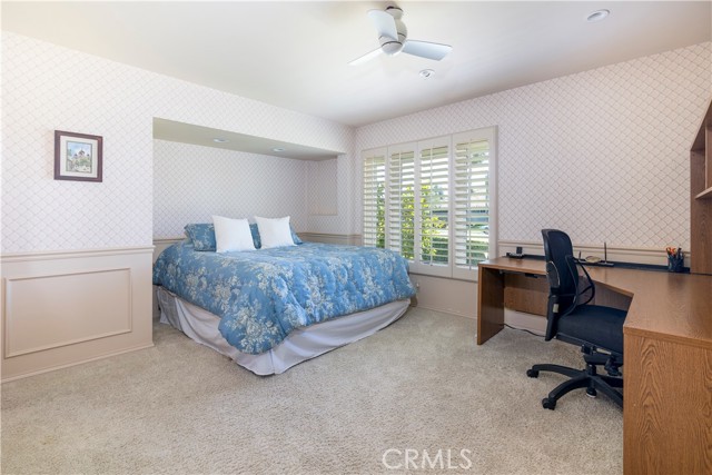 Detail Gallery Image 34 of 57 For 18951 Newton Ave, Santa Ana,  CA 92705 - 3 Beds | 3/1 Baths