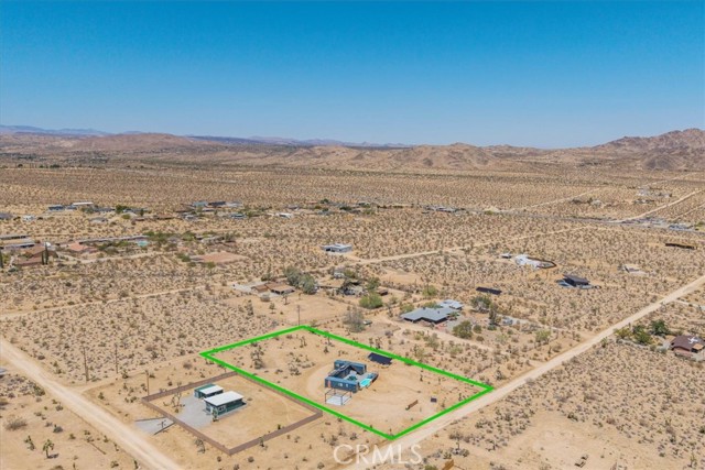 6816 Saddleback Road, Joshua Tree CA: https://media.crmls.org/medias/06688c08-394b-4181-b607-cb105824a2c1.jpg