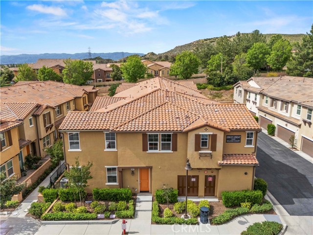 28637 Solana Court, Valencia CA: https://media.crmls.org/medias/06689ba0-4bce-44a9-a047-692172afd937.jpg