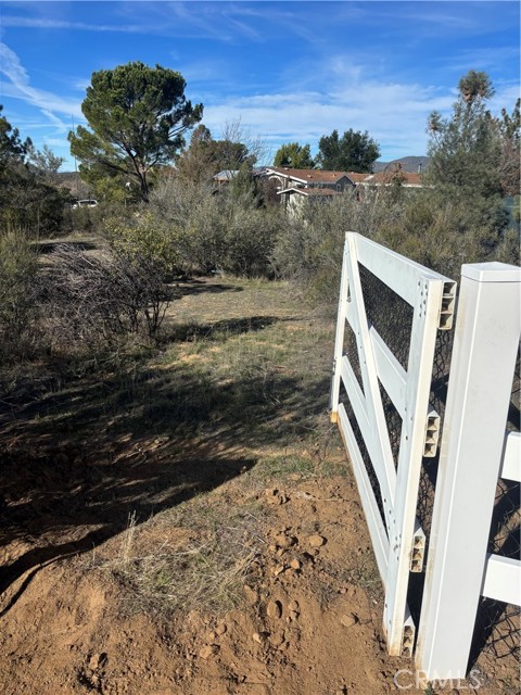 54648 Glasgow Road, Anza CA: https://media.crmls.org/medias/0668cdae-5ac0-4b39-9808-5ef6e1bc5a06.jpg