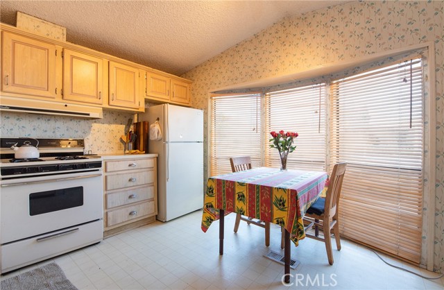 11250 Playa Street, 39 photo 4