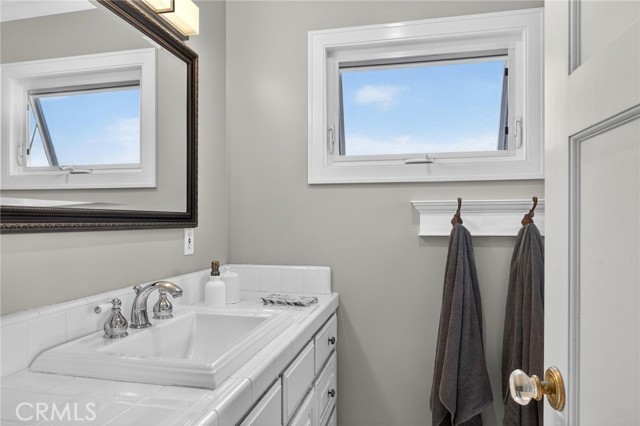 Detail Gallery Image 20 of 34 For 1508 Beech Ave, Torrance,  CA 90501 - 3 Beds | 3 Baths