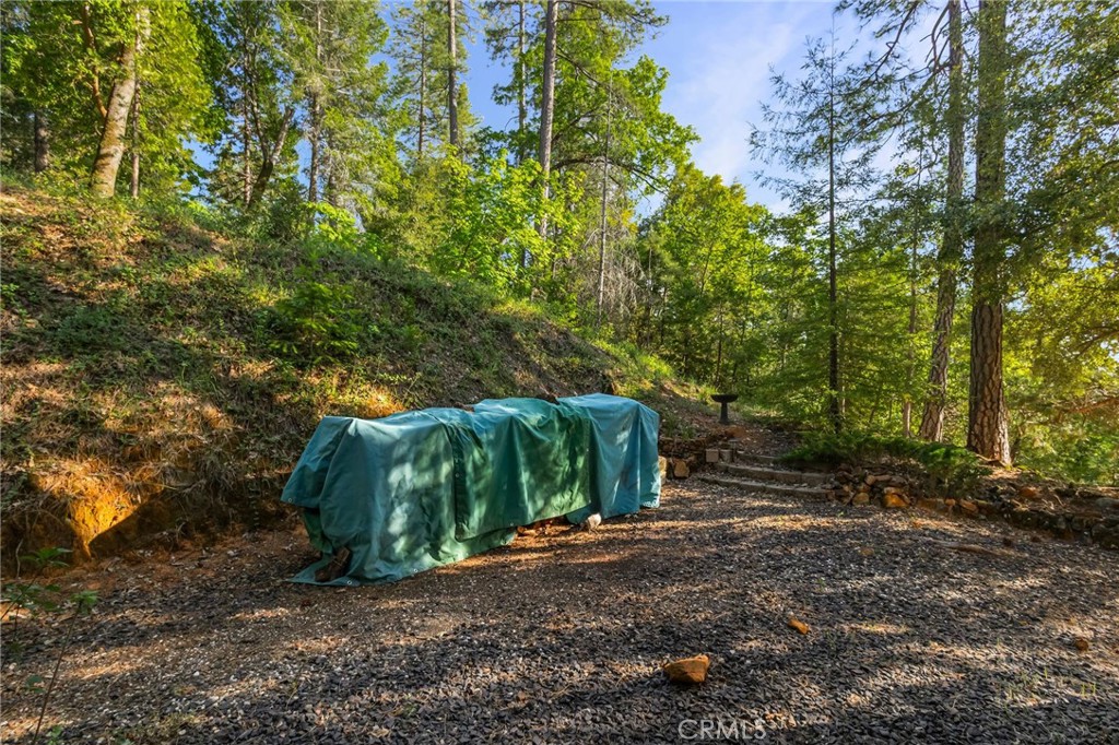 https://media.crmls.org/medias/066950a7-f3de-4dee-848c-e44e4f5a40fc.jpg?preset=X-Large