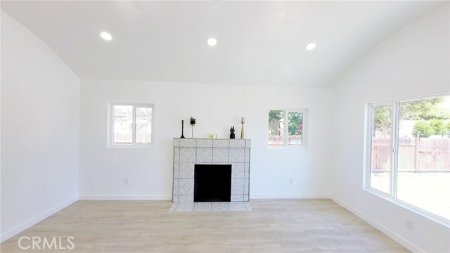 927 W 134th Place, Compton, CA, 90222 927 W 134th Place, Compton, CA, 90222