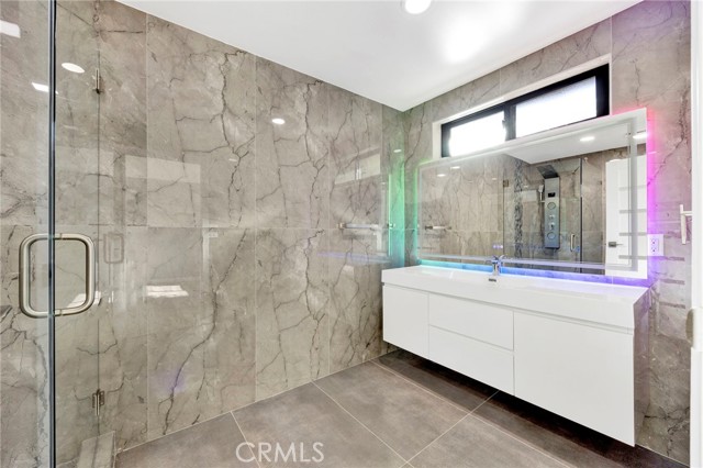 12765 Meadowlark Avenue, Granada Hills, California 91344, 4 Bedrooms Bedrooms, ,2 BathroomsBathrooms,Single Family Residence,For Sale,Meadowlark,BB25026436