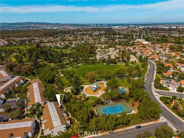 Image 25 of 37 For 21931 Rimhurst  117