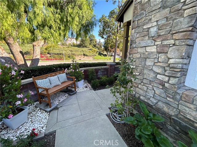 Detail Gallery Image 1 of 37 For 25 Bellflower St, Ladera Ranch,  CA 92694 - 4 Beds | 3 Baths