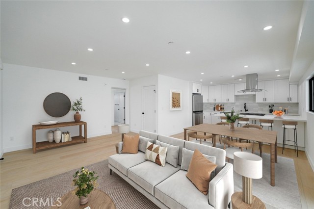 Front Image Thumbnail for CRTR26023047