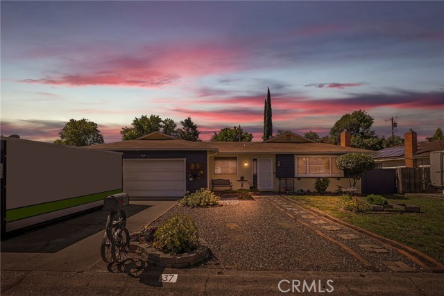 37 El Cerrito Drive, Chico CA: https://media.crmls.org/medias/066cd21d-6bf1-48a4-b849-91d0eb0bed27.jpg