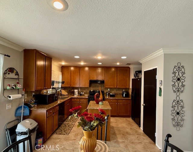 Detail Gallery Image 6 of 27 For 14921 Pete Dye St, Moreno Valley,  CA 92555 - 3 Beds | 2/1 Baths
