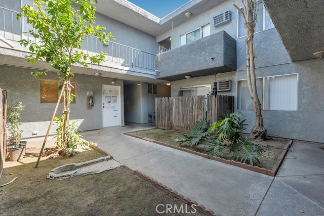 Detail Gallery Image 27 of 31 For 13825 Vanowen St, Van Nuys,  CA 91405 - – Beds | – Baths