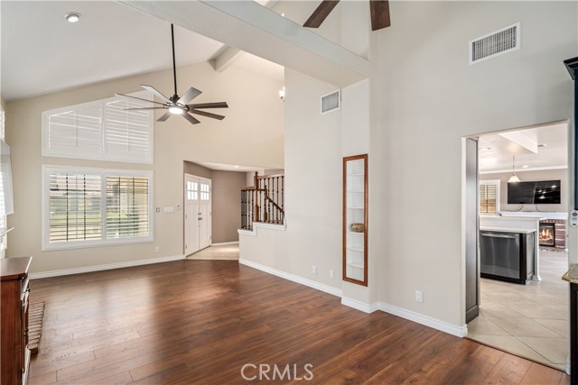 1609 Silvia Avenue, Lancaster CA: https://media.crmls.org/medias/066e1869-2c4a-4427-9ada-b7dcafe56123.jpg