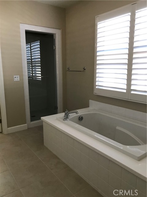 Detail Gallery Image 13 of 17 For 109 Outpost, Irvine,  CA 92620 - 4 Beds | 4/1 Baths