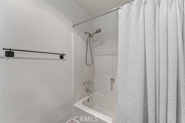 Detail Gallery Image 10 of 37 For 2411 Glacier Dr, –,  CA 93225 - 4 Beds | 3 Baths