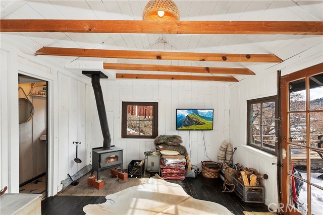 Detail Gallery Image 9 of 46 For 239 Big Bear Tract a,  Fawnskin,  CA 92333 - 1 Beds | 1 Baths