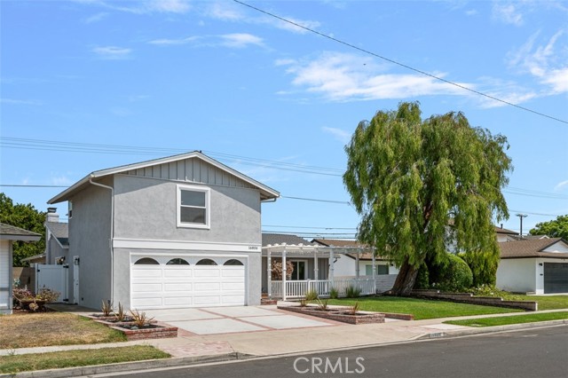 16806 Olive Street, Fountain Valley CA: https://media.crmls.org/medias/066f6995-306c-45ae-8781-b2fa92bee493.jpg