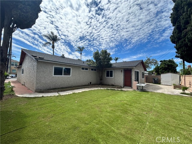 Detail Gallery Image 12 of 17 For 4303 W 5th, Santa Ana,  CA 92703 - 3 Beds | 2 Baths