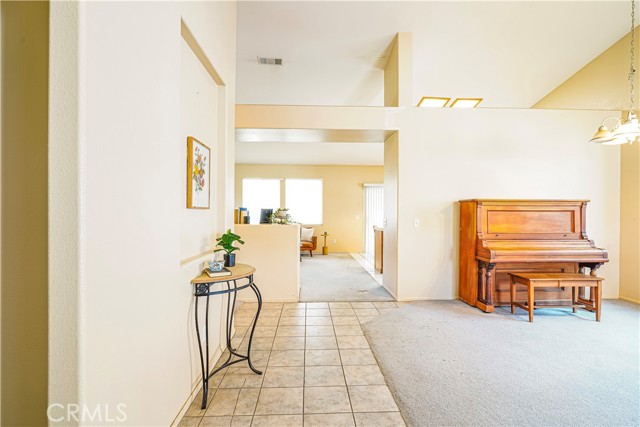 Detail Gallery Image 9 of 41 For 35991 Elaine Way, Yucaipa,  CA 92399 - 4 Beds | 2 Baths