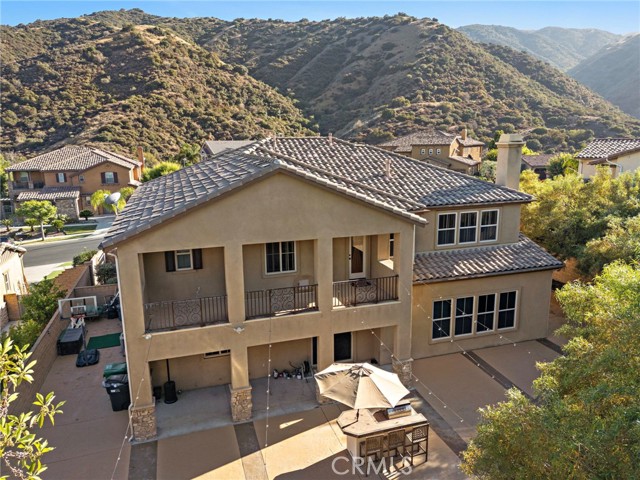 Detail Gallery Image 9 of 32 For 8120 Sunset Rose Dr, Corona,  CA 92883 - 5 Beds | 5/1 Baths