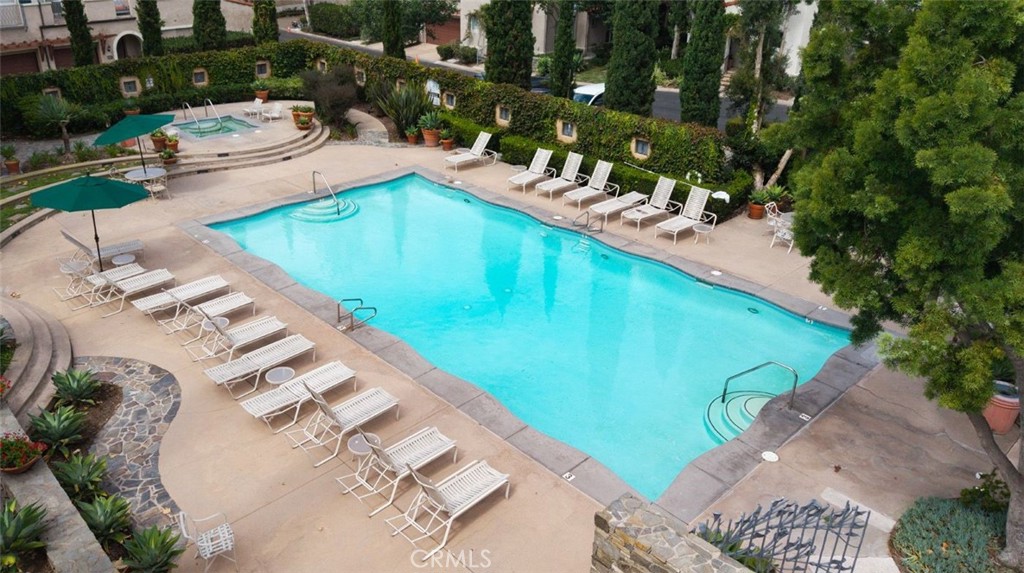 MLS #OC25193732 image #29