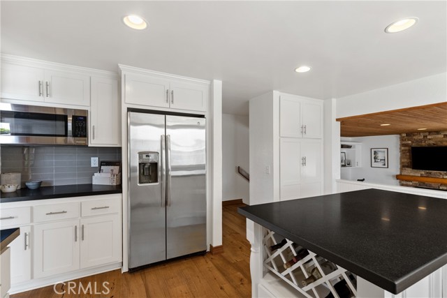 27492 Via Valor, Dana Point CA: https://media.crmls.org/medias/067167dd-ad9b-46c6-9f53-d2eeb3aa4474.jpg