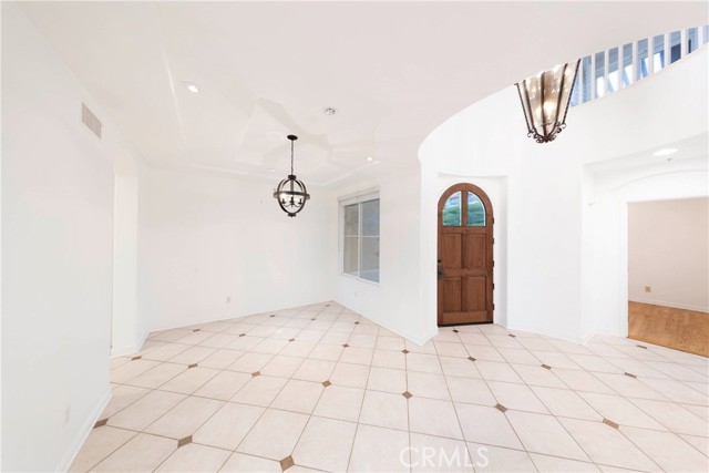 Detail Gallery Image 5 of 39 For 19 Lucania Dr., Newport Coast,  CA 92657 - 3 Beds | 3 Baths