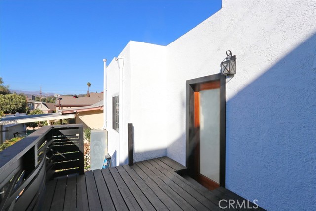 Image 22 of 71 For 1361 Armadale Avenue