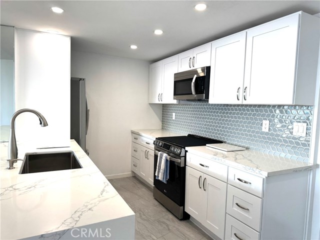 Detail Gallery Image 4 of 39 For 700 E Ocean Bld #2801,  Long Beach,  CA 90802 - 2 Beds | 2 Baths