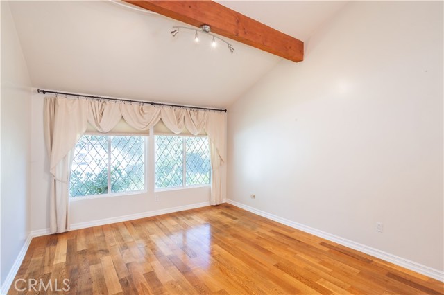 24302 Vista Ridge Drive, Valencia CA: https://media.crmls.org/medias/067323a9-99a8-4749-888f-4588220c94a8.jpg