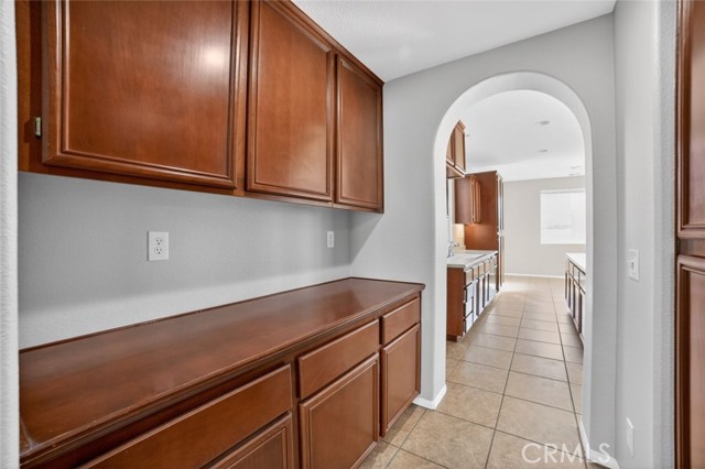 Detail Gallery Image 9 of 37 For 15177 Brucite Rd, Victorville,  CA 92394 - 4 Beds | 3 Baths