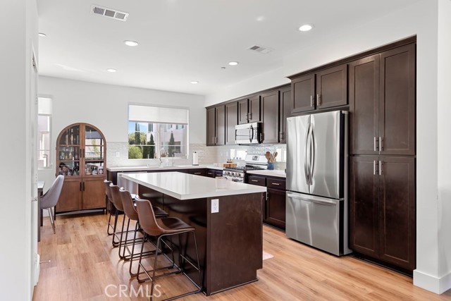 Detail Gallery Image 14 of 51 For 119 E Knox Dr, La Habra,  CA 90631 - 3 Beds | 2/1 Baths