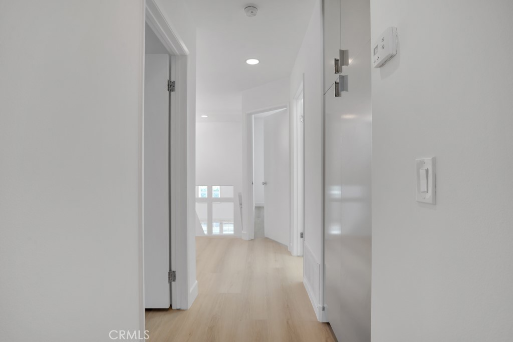 https://media.crmls.org/medias/0673e0f5-a362-4742-868a-16e7db0cbf8e.jpg?preset=X-Large