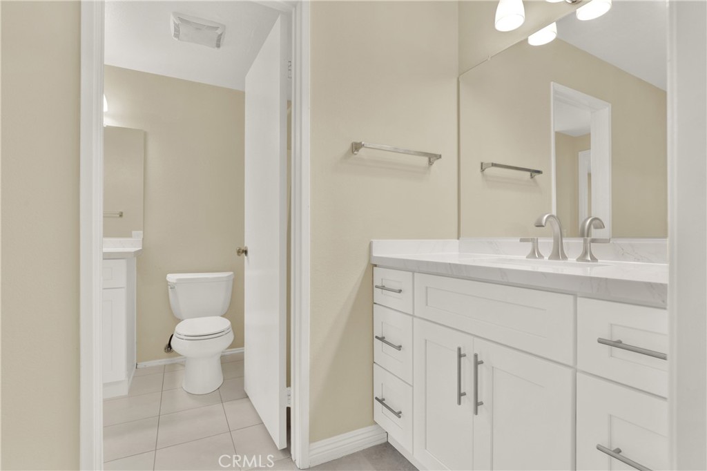 MLS #OC25245389 image #17