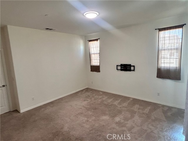 28822 Horsetail Cir, Menifee CA: https://media.crmls.org/medias/06744e84-5078-41f0-9b9c-32327dfd9c88.jpg
