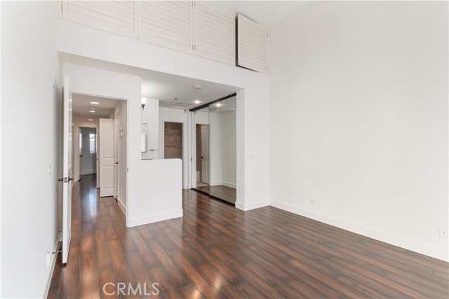 MLS #OC25178232 image #28