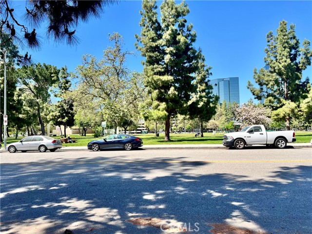 Detail Gallery Image 28 of 29 For 21730 Marylee St #27,  Woodland Hills,  CA 91367 - 3 Beds | 2/1 Baths