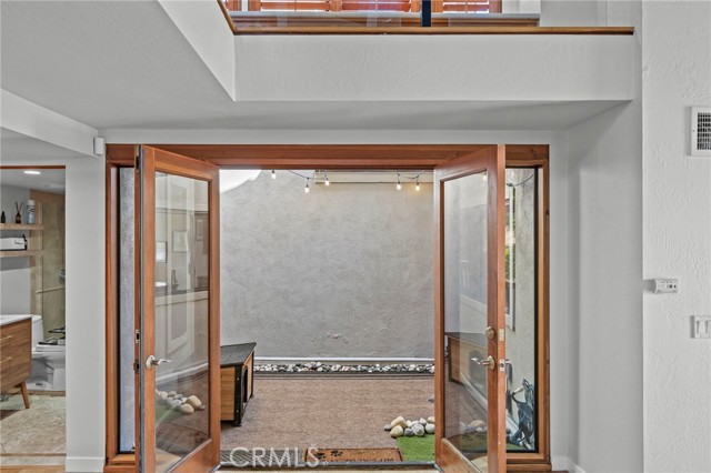 4 Woodhaven, Laguna Niguel CA: https://media.crmls.org/medias/06751841-6765-4e98-bd76-75325224d23c.jpg