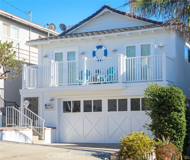 524 13th Street, Manhattan Beach CA: https://media.crmls.org/medias/06752ff6-e741-455b-a18d-eb2f199d4b34.jpg