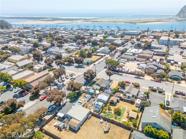 904 Monterey, Morro Bay CA: https://media.crmls.org/medias/06755edd-6469-4d5f-af6d-7c62ca370fad.jpg