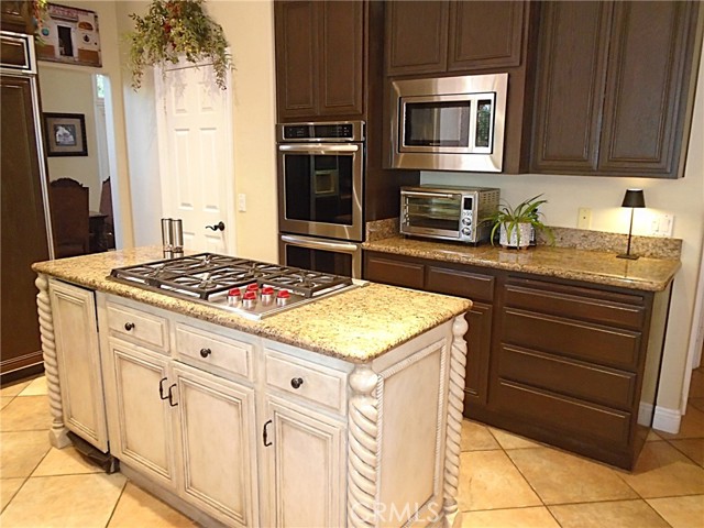 1535 Via Arroyo, La Verne CA: https://media.crmls.org/medias/06756e21-f22e-4916-af8d-9090e3a55f9a.jpg