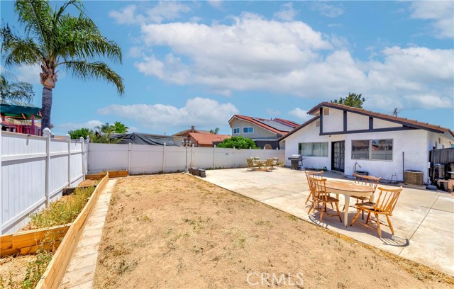 24416 Filaree Avenue, Moreno Valley CA: https://media.crmls.org/medias/06757d3b-5f49-4e43-8491-609c91da3c66.jpg