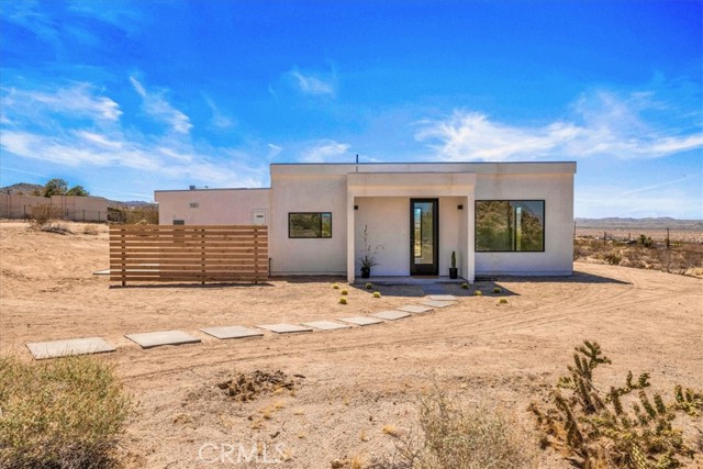 7192 Mount Shasta Avenue, Joshua Tree CA: https://media.crmls.org/medias/06766ed3-63f5-44f8-acc6-2d1eb284fe2d.jpg