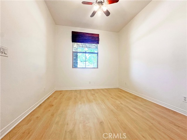 606 Asbury Drive, Claremont CA: https://media.crmls.org/medias/06767bfe-1332-490f-a872-cf8fed9e41dd.jpg
