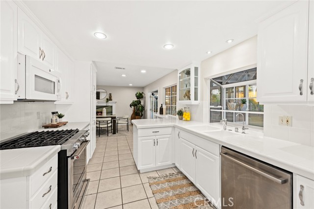 Detail Gallery Image 14 of 54 For 3338 Brookridge Rd, Duarte,  CA 91010 - 4 Beds | 2/1 Baths