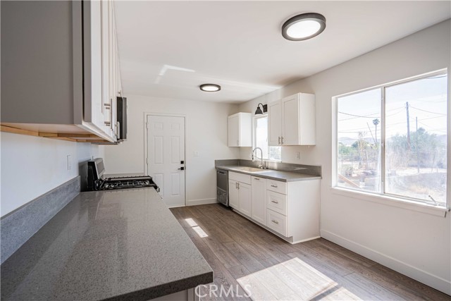 Detail Gallery Image 10 of 16 For 73163 Sun Valley Dr, Twentynine Palms,  CA 92277 - 2 Beds | 1 Baths